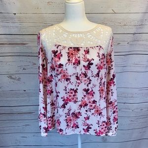Women’s blouse